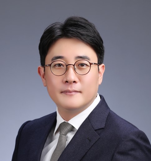 최진우 사진.jpg